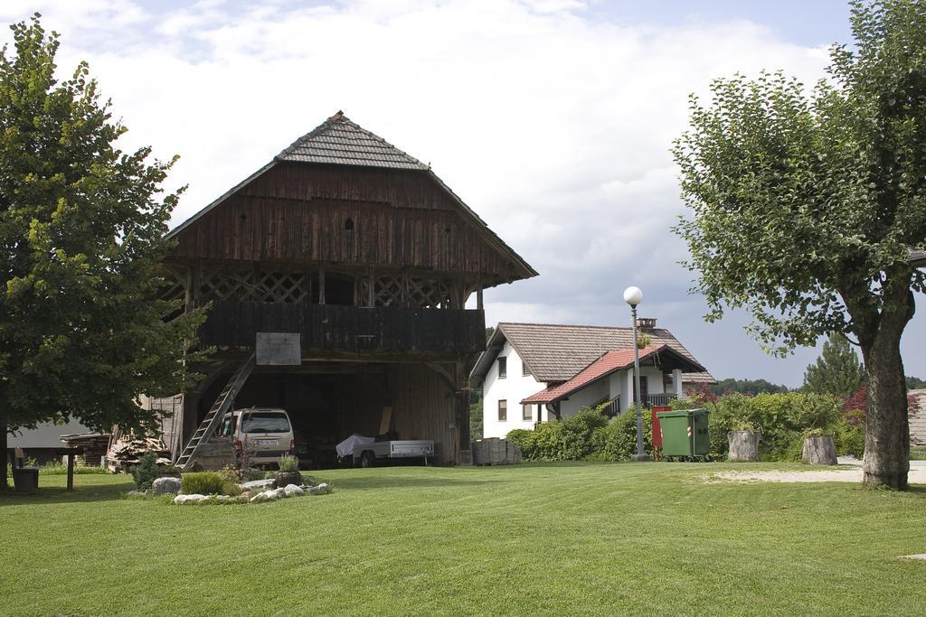 Apartma Obrh Smarjeske Toplice Exterior foto