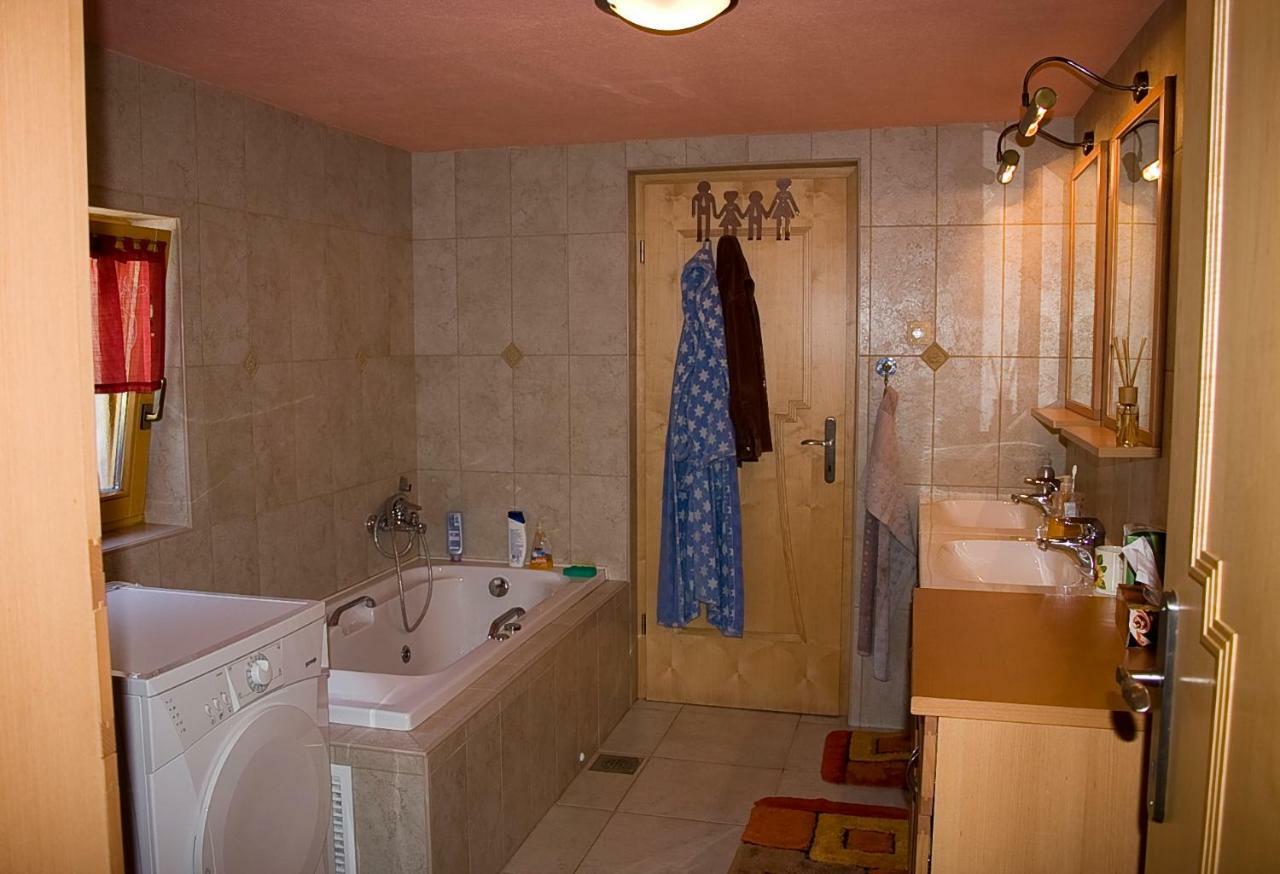Apartma Obrh Smarjeske Toplice Exterior foto